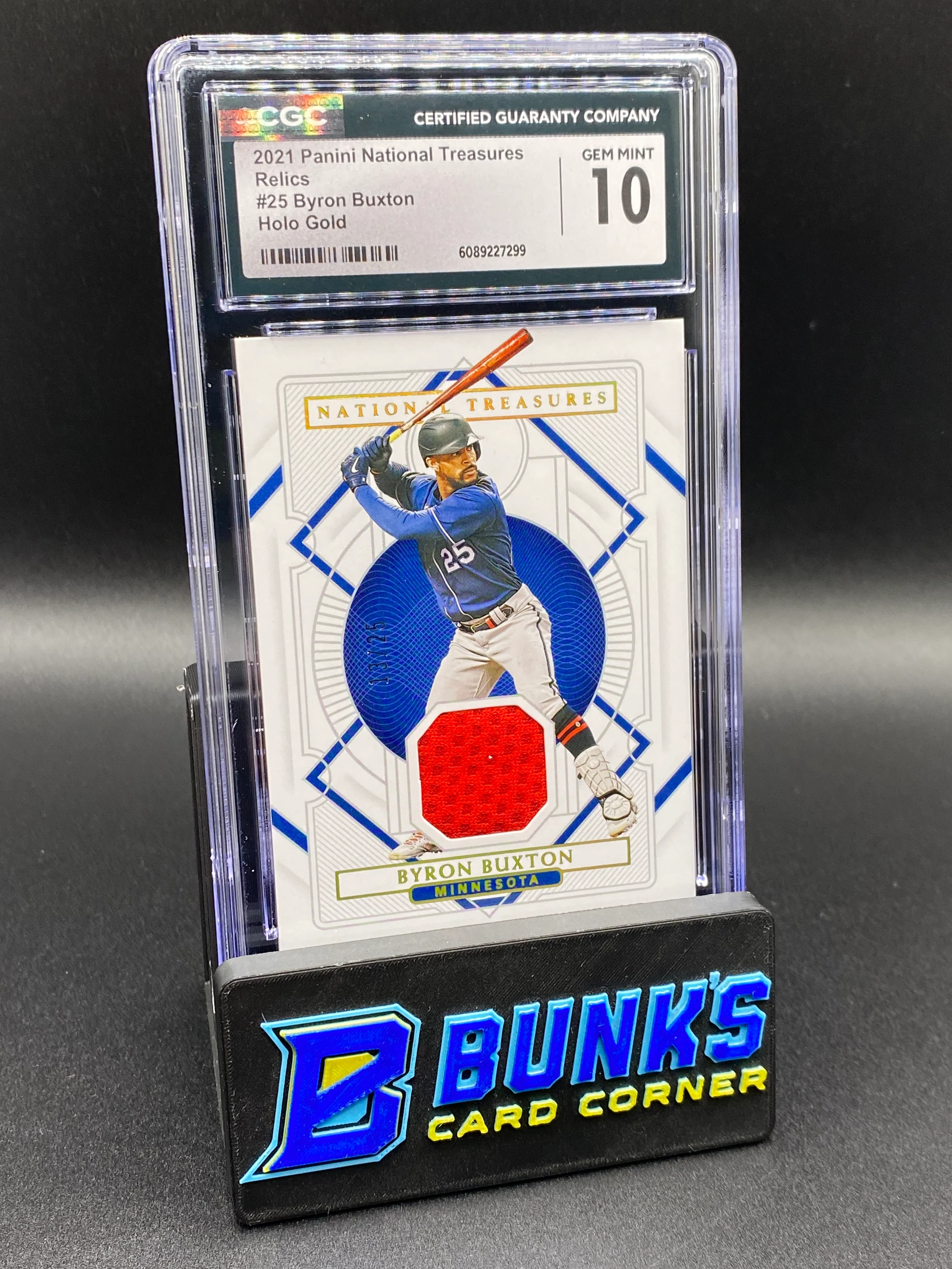 2021 Byron Buxton Holo Gold Relic 13/25 CGC 10