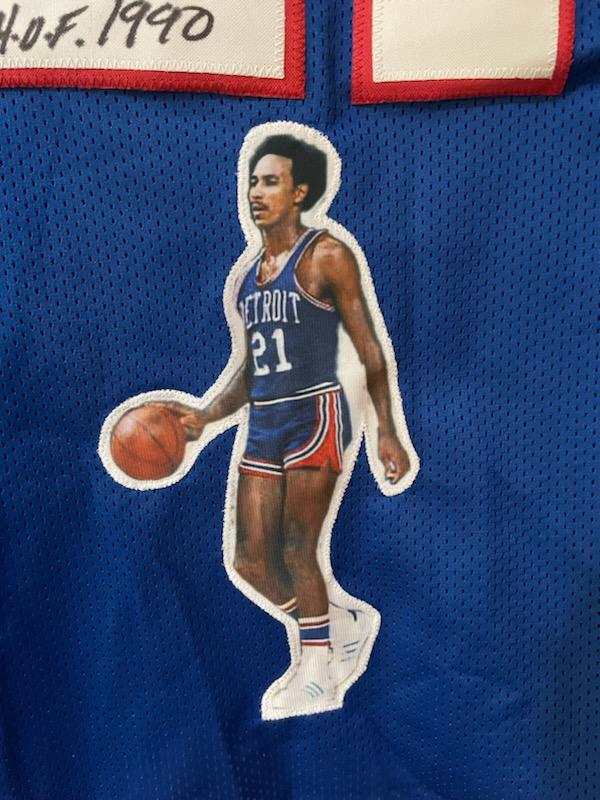 Dave Bing Autographed Pistons Jersey (custom) HOF 1990 Inscription - Image 4